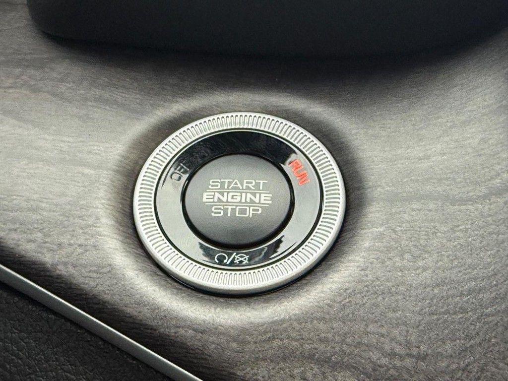 new 2025 Jeep Grand Cherokee L car, priced at $51,042