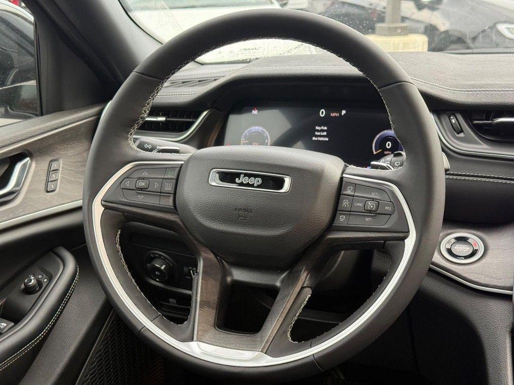 new 2025 Jeep Grand Cherokee L car, priced at $51,042