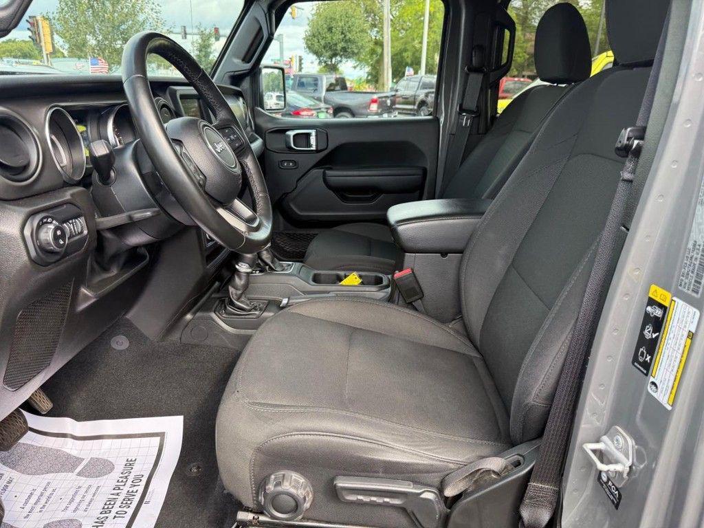 used 2022 Jeep Gladiator car, priced at $32,976