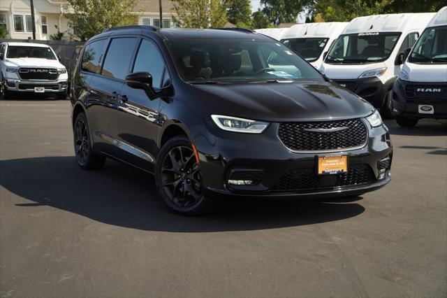 used 2022 Chrysler Pacifica car, priced at $36,977