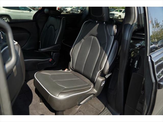 used 2022 Chrysler Pacifica car, priced at $32,649