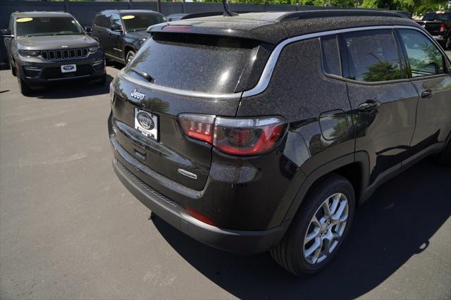 new 2024 Jeep Compass car, priced at $27,585