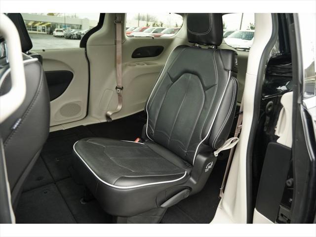 used 2023 Chrysler Pacifica car, priced at $32,250