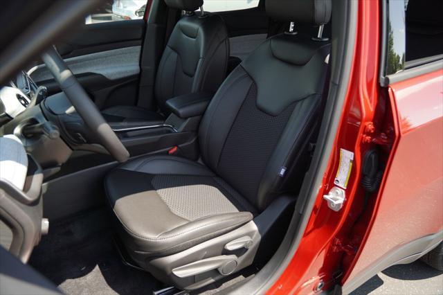 new 2025 Jeep Compass car, priced at $28,752