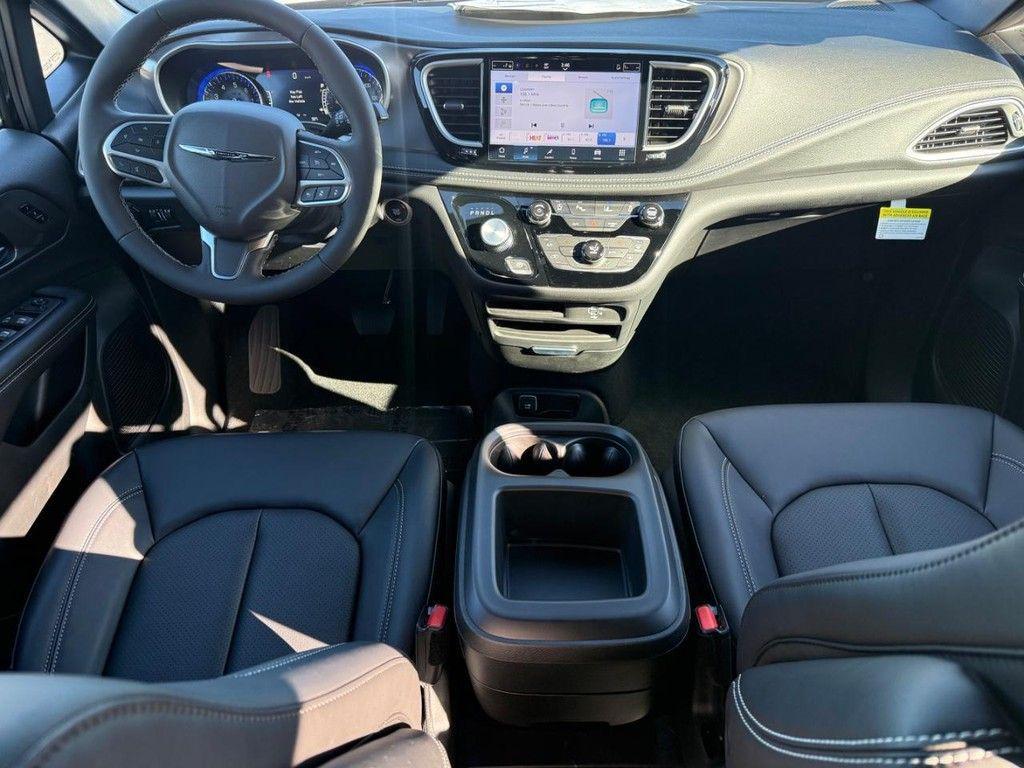 new 2026 Chrysler Pacifica car, priced at $41,264