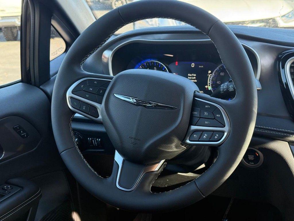 new 2026 Chrysler Pacifica car, priced at $41,264