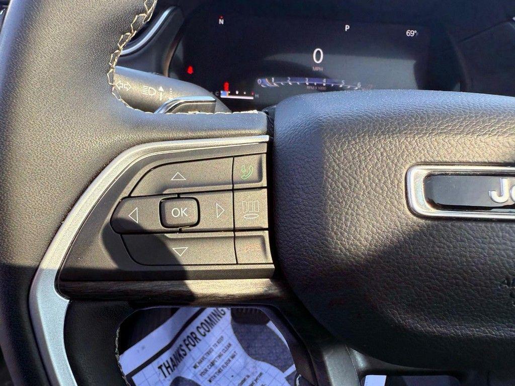 used 2024 Jeep Grand Cherokee L car, priced at $33,649