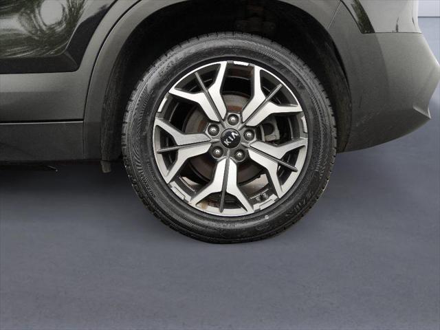 used 2021 Kia Seltos car, priced at $22,978
