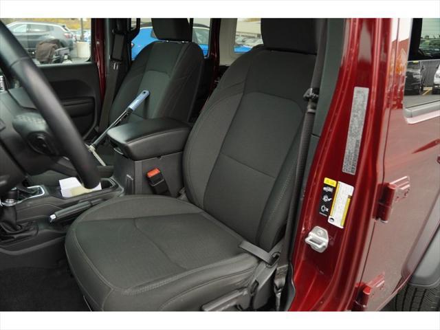 used 2021 Jeep Wrangler Unlimited car, priced at $31,305