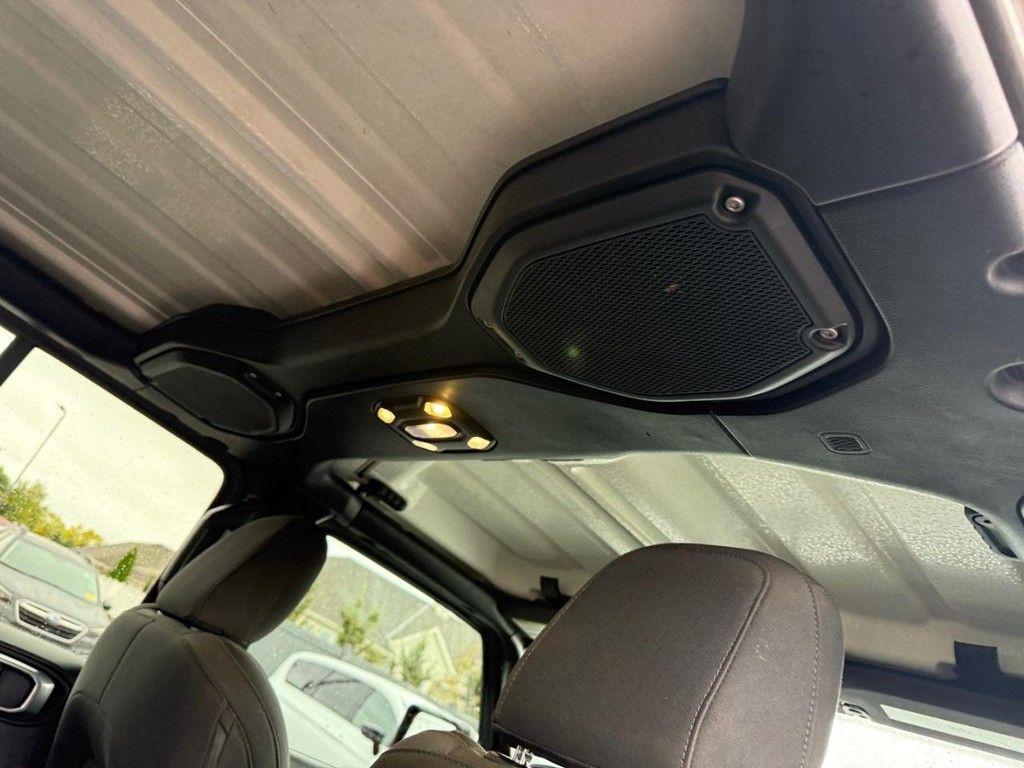 used 2021 Jeep Gladiator car, priced at $31,140