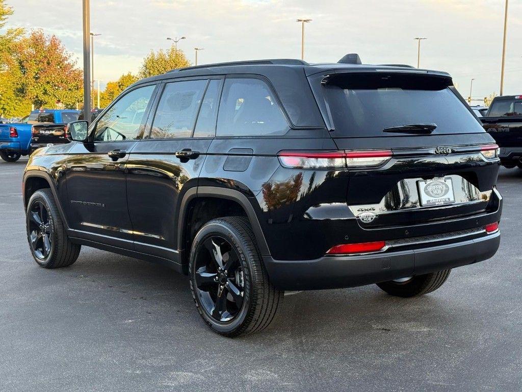 new 2025 Jeep Grand Cherokee car, priced at $44,436