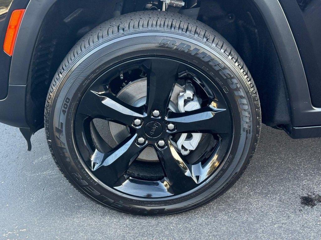 new 2025 Jeep Grand Cherokee car, priced at $44,436