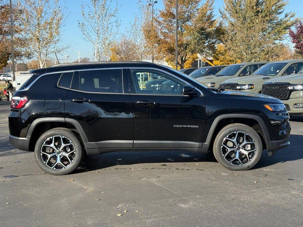 new 2026 Jeep Compass car, priced at $34,660