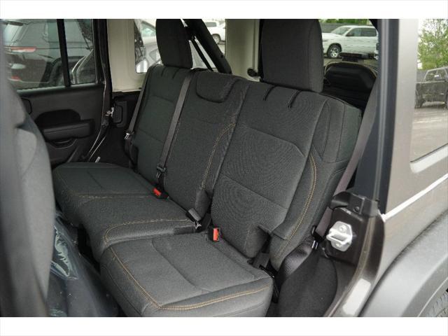 new 2025 Jeep Wrangler car, priced at $48,420