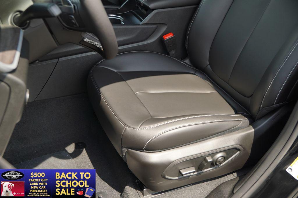 new 2025 Jeep Grand Cherokee car, priced at $42,642