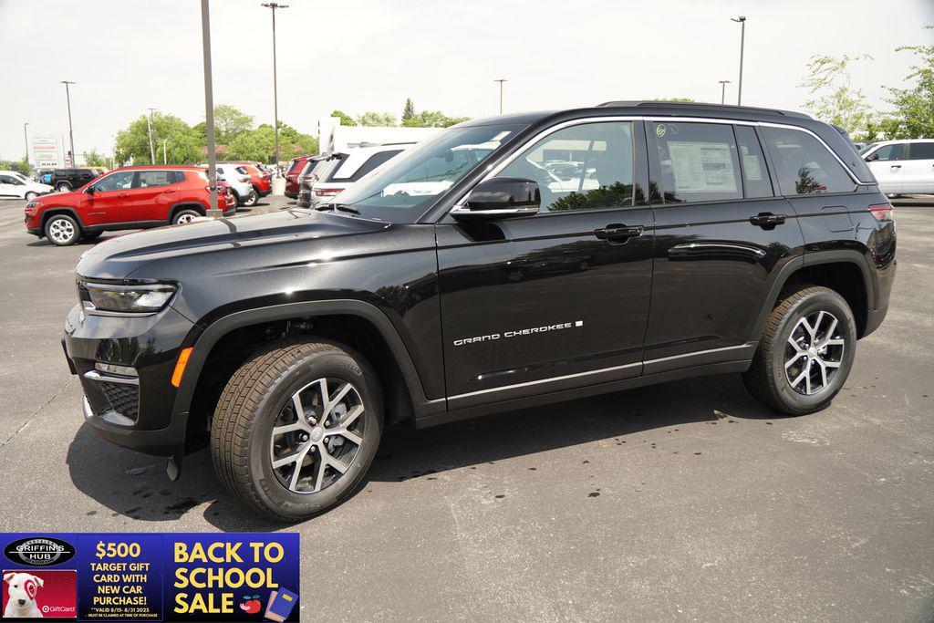 new 2025 Jeep Grand Cherokee car, priced at $42,642