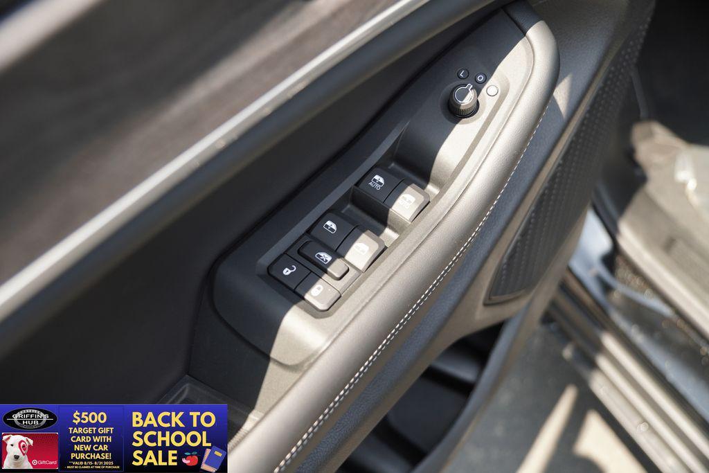 new 2025 Jeep Grand Cherokee car, priced at $42,642