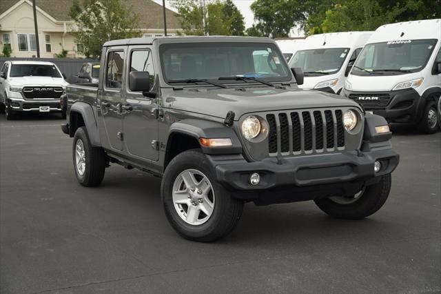 used 2020 Jeep Gladiator car, priced at $32,976