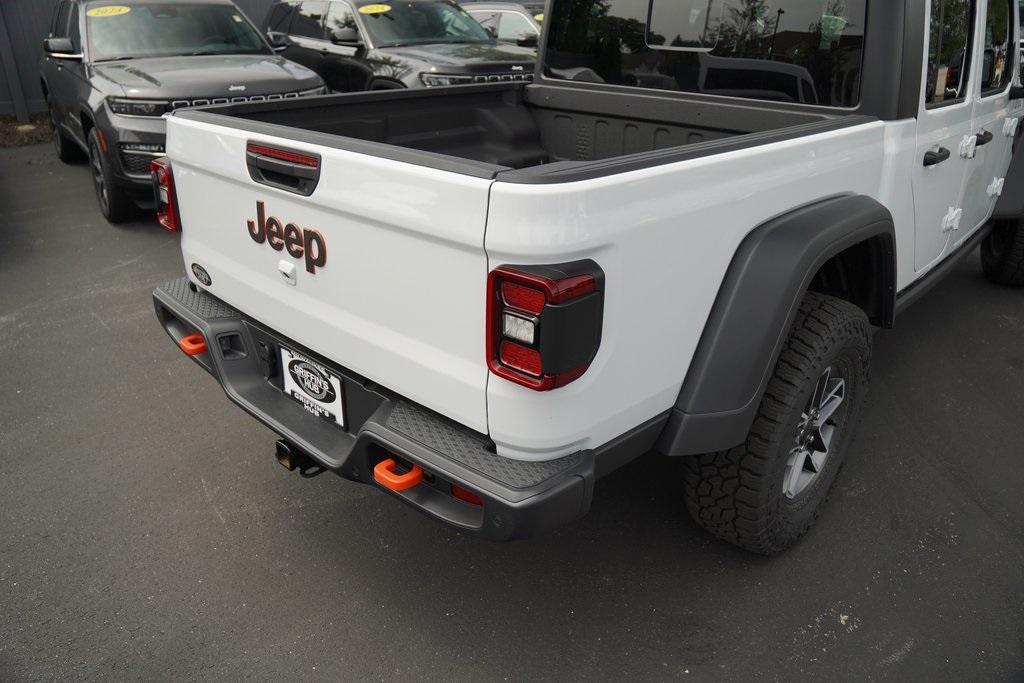 new 2024 Jeep Gladiator car, priced at $57,311