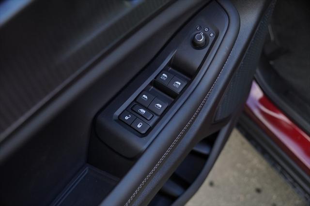 new 2025 Jeep Grand Cherokee car, priced at $41,670