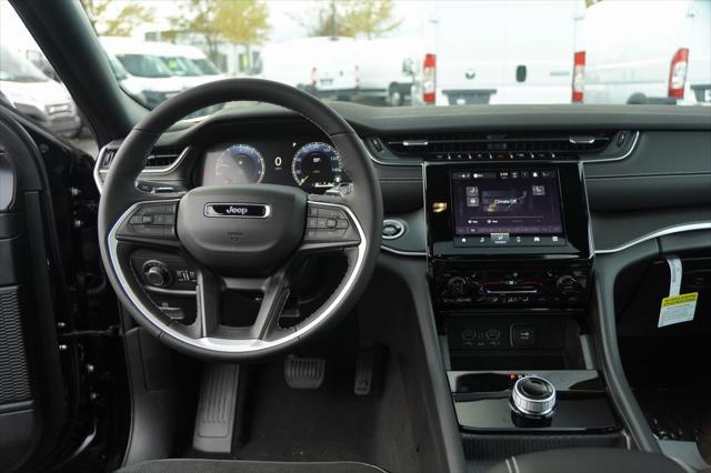 new 2025 Jeep Grand Cherokee car, priced at $46,025