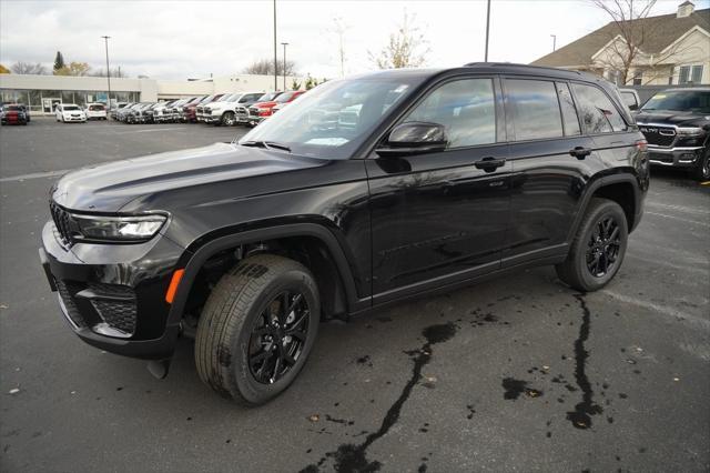 new 2025 Jeep Grand Cherokee car, priced at $46,025