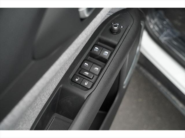 new 2025 Jeep Compass car, priced at $27,440