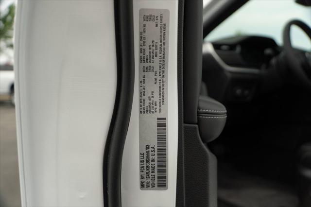 new 2025 Jeep Grand Cherokee L car, priced at $46,198