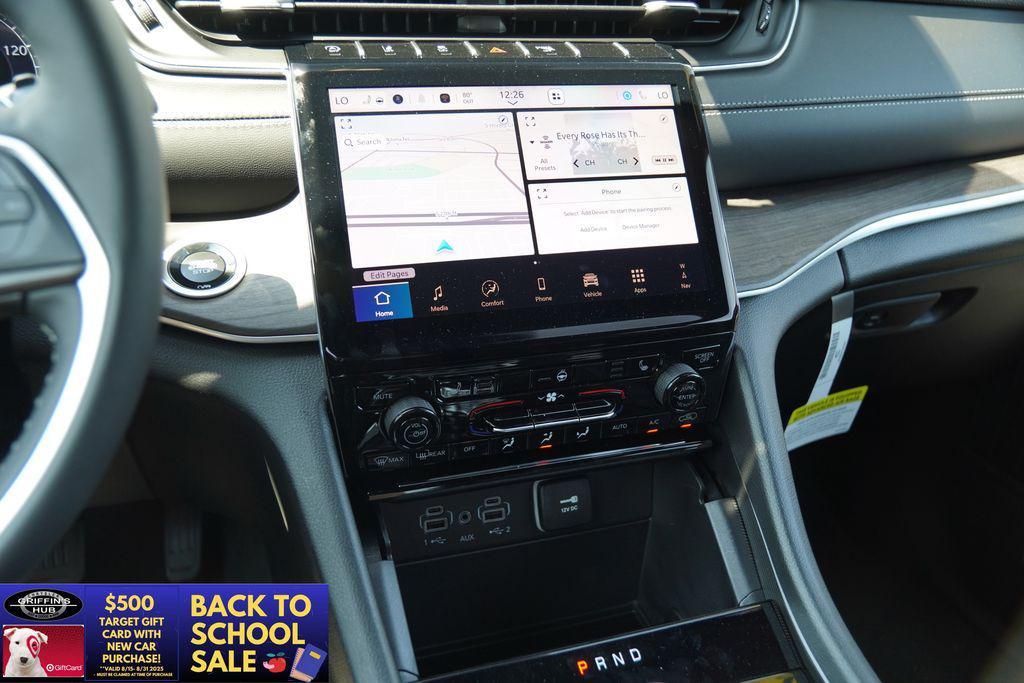 new 2025 Jeep Grand Cherokee car, priced at $42,667