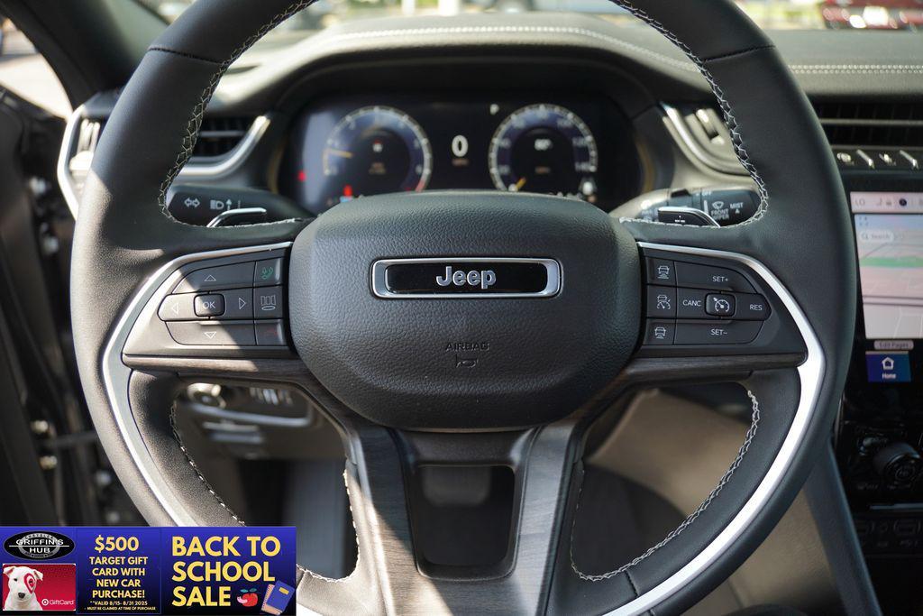 new 2025 Jeep Grand Cherokee car, priced at $42,667