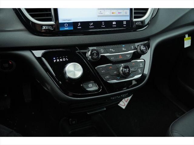 new 2025 Chrysler Voyager car, priced at $39,363