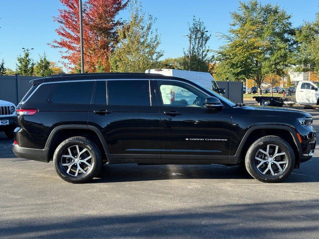 used 2024 Jeep Grand Cherokee L car, priced at $32,648