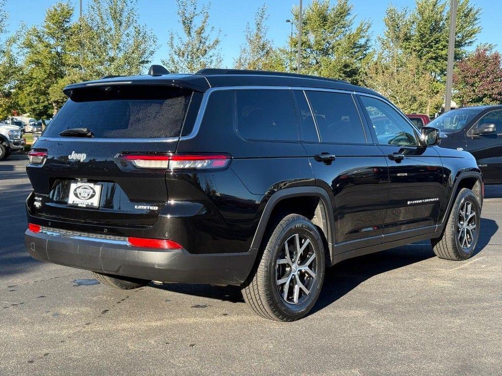 used 2024 Jeep Grand Cherokee L car, priced at $32,648