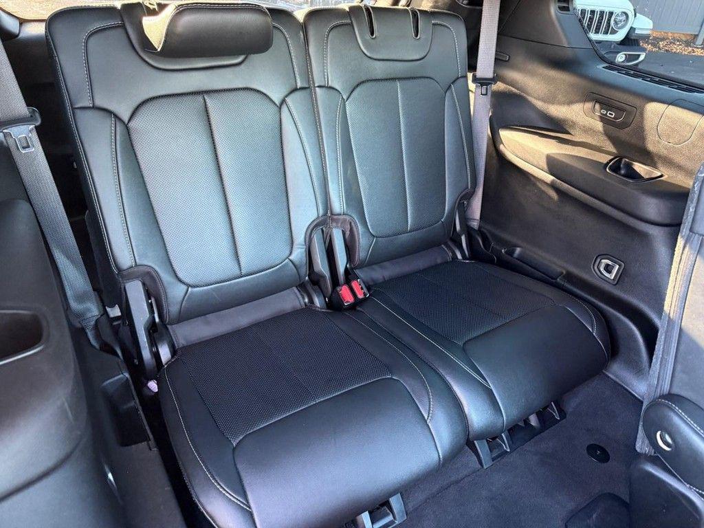 used 2024 Jeep Grand Cherokee L car, priced at $32,648