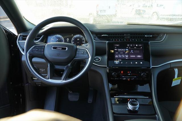 new 2025 Jeep Grand Cherokee car, priced at $42,465