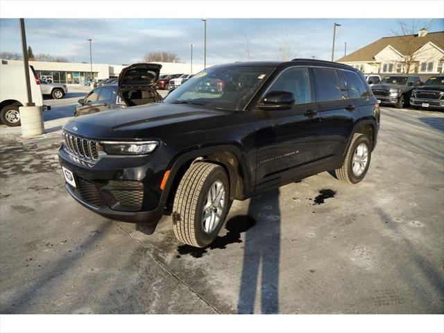 new 2025 Jeep Grand Cherokee car, priced at $40,553