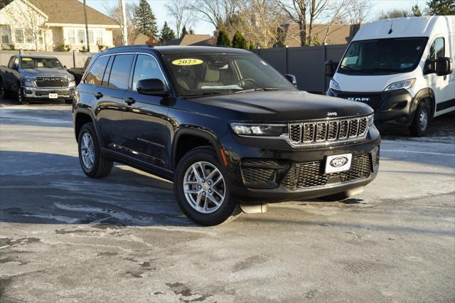 new 2025 Jeep Grand Cherokee car, priced at $42,465