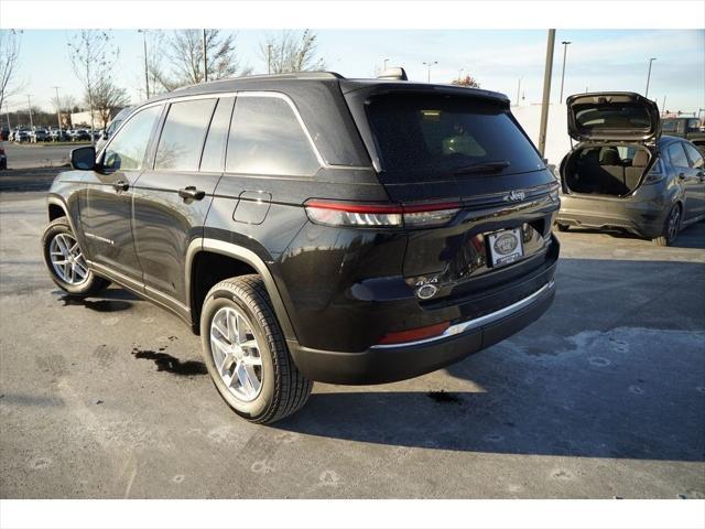 new 2025 Jeep Grand Cherokee car, priced at $40,553