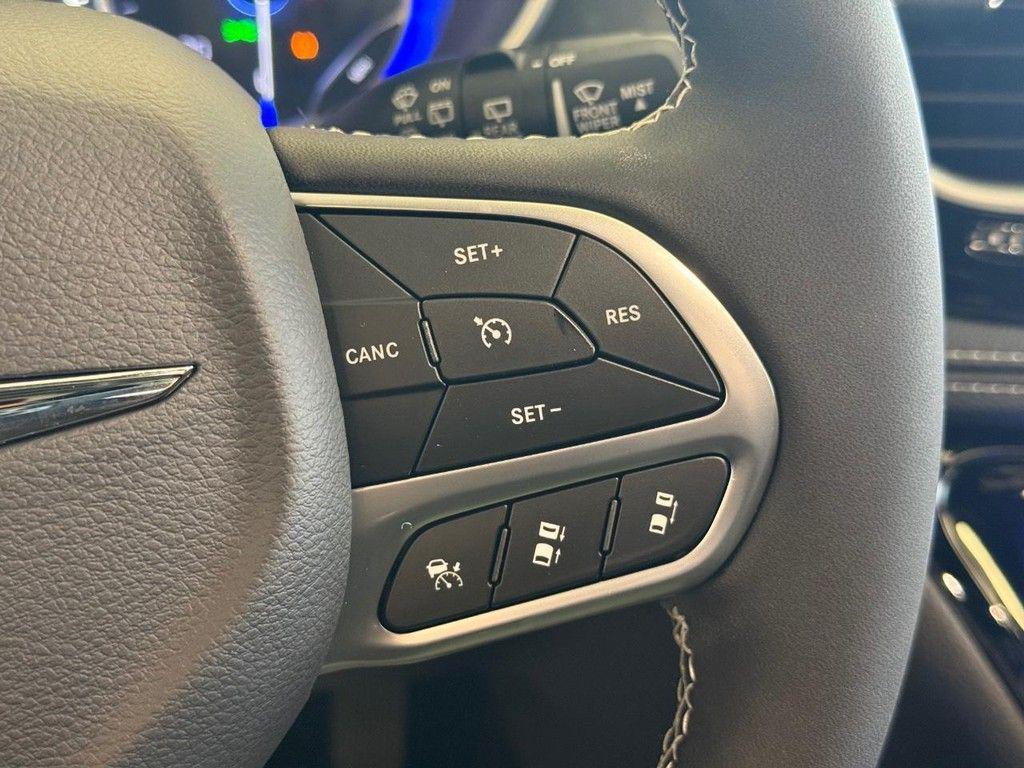 new 2026 Chrysler Pacifica car, priced at $39,909