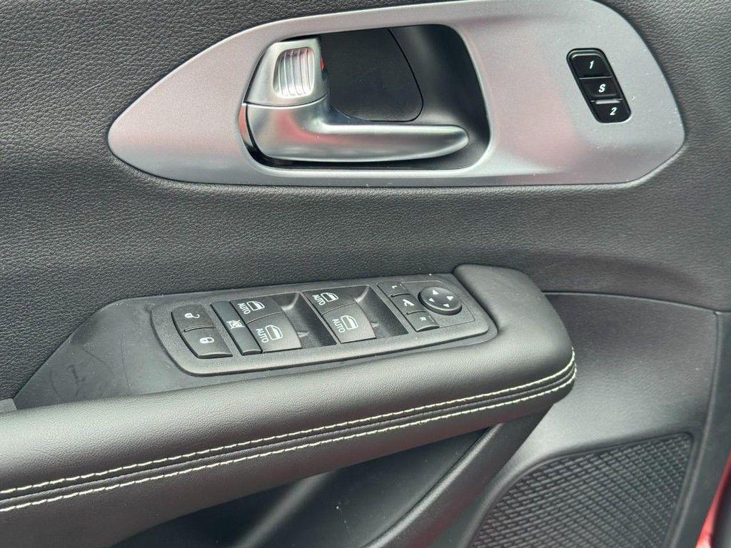 new 2026 Chrysler Pacifica car, priced at $47,156