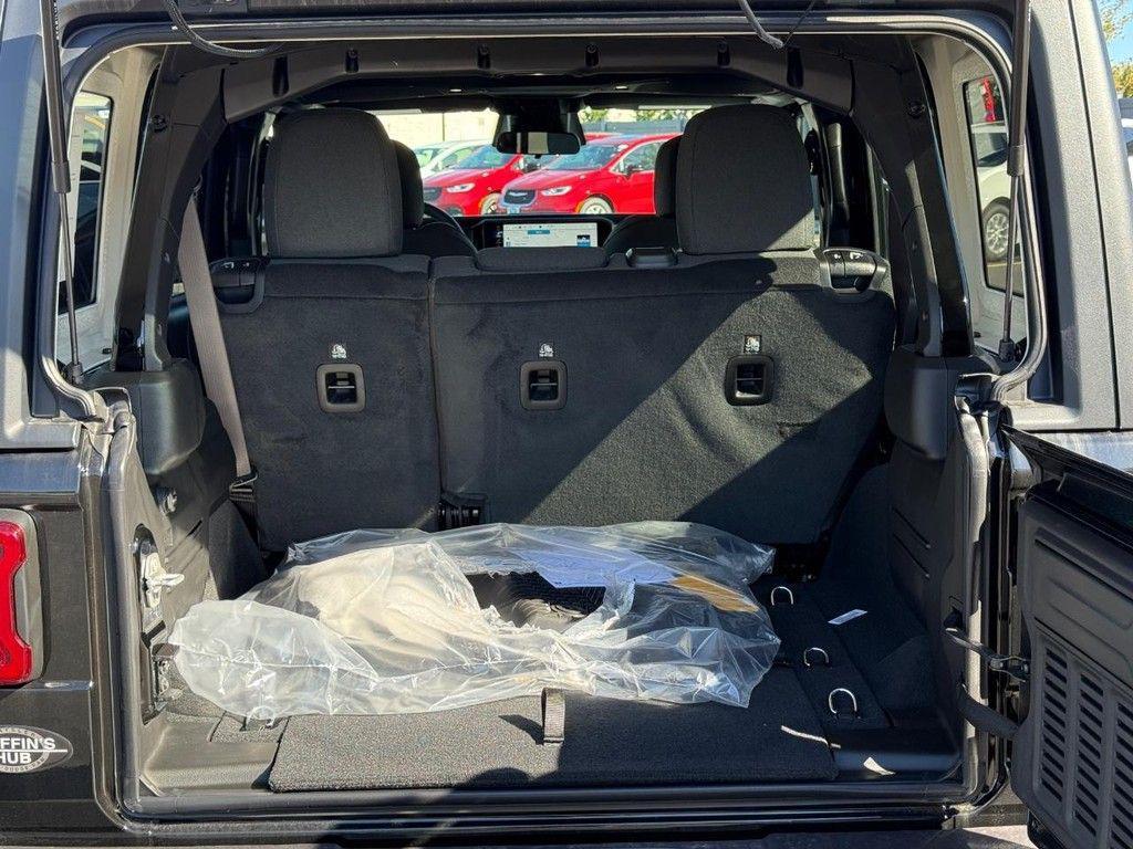 new 2026 Jeep Wrangler car, priced at $48,649