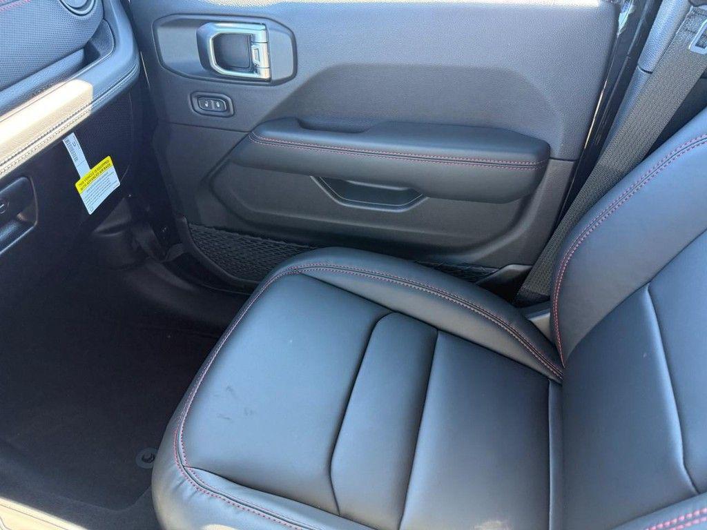 new 2026 Jeep Wrangler car, priced at $61,431