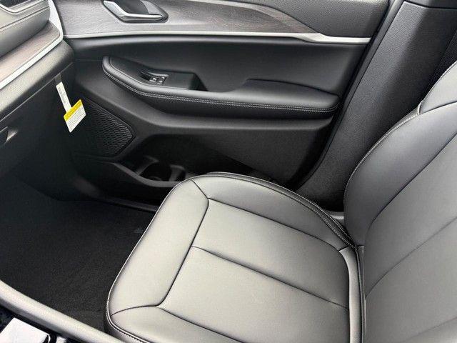 new 2025 Jeep Grand Cherokee L car, priced at $46,992