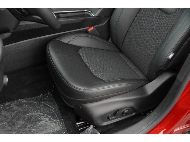 new 2025 Jeep Compass car, priced at $30,813