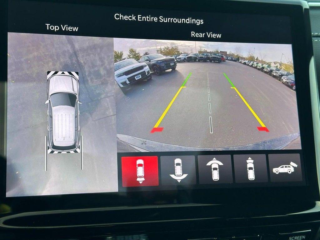 new 2025 Jeep Grand Cherokee car, priced at $49,871