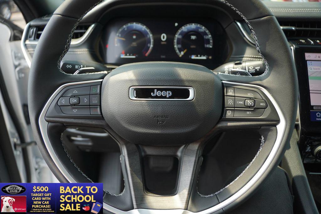 new 2025 Jeep Grand Cherokee car, priced at $42,124