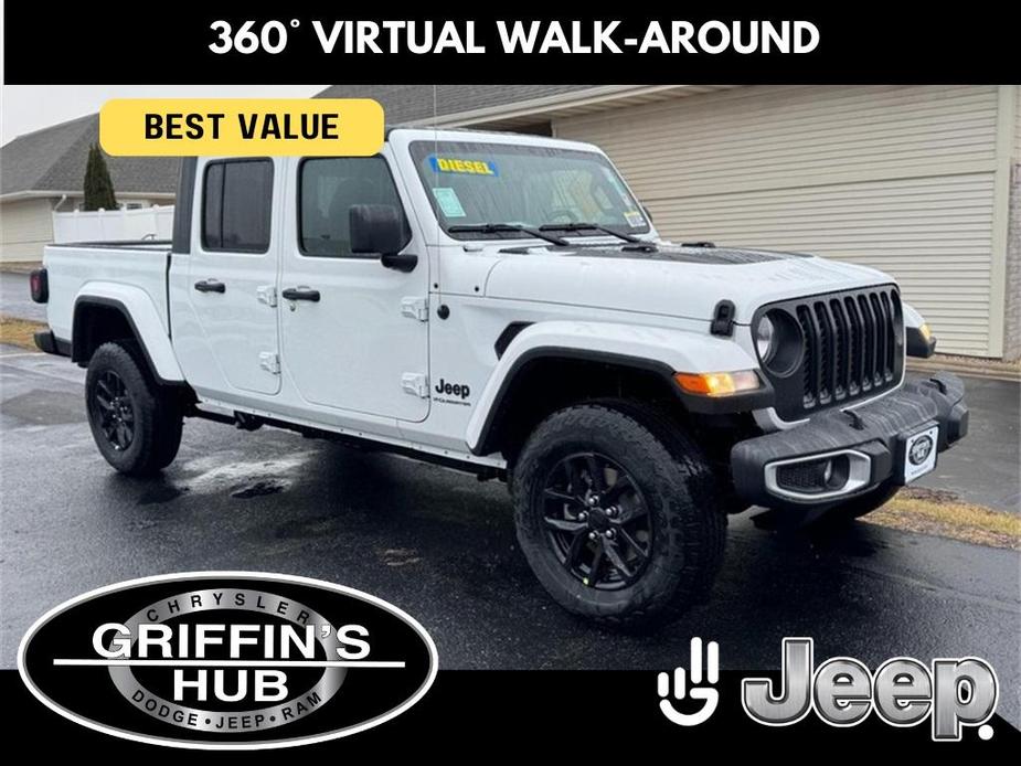 new 2023 Jeep Gladiator car, priced at $48,097