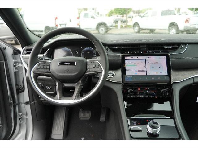 new 2025 Jeep Grand Cherokee car, priced at $50,505