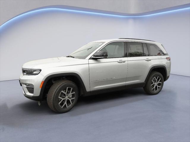 new 2025 Jeep Grand Cherokee car, priced at $50,505