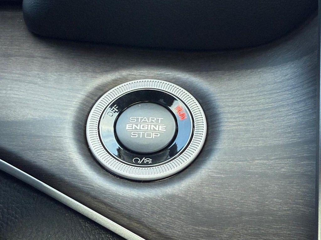 new 2025 Jeep Grand Cherokee L car, priced at $46,992